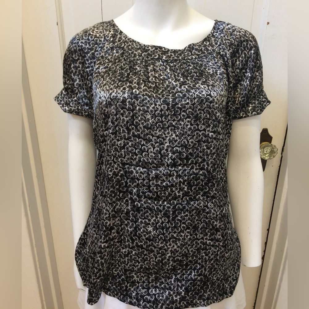New York & Company Black and White Sequin Cuffed Sleeve Blouse